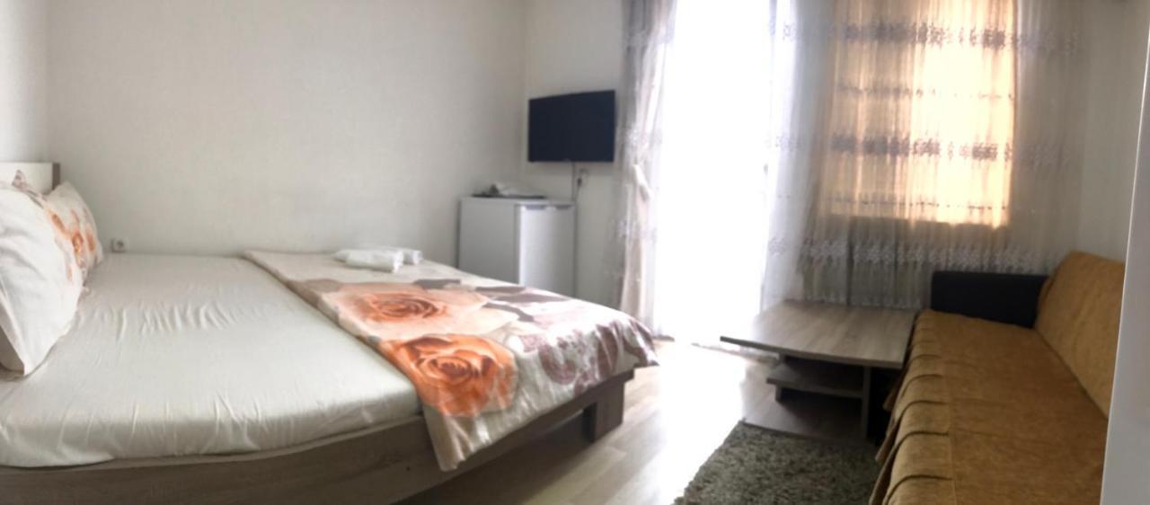 Hotel Venecia Plaza Struga Extérieur photo