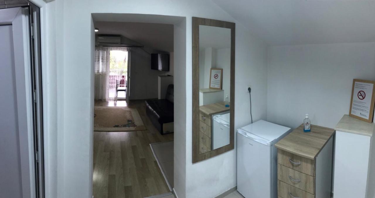 Hotel Venecia Plaza Struga Extérieur photo