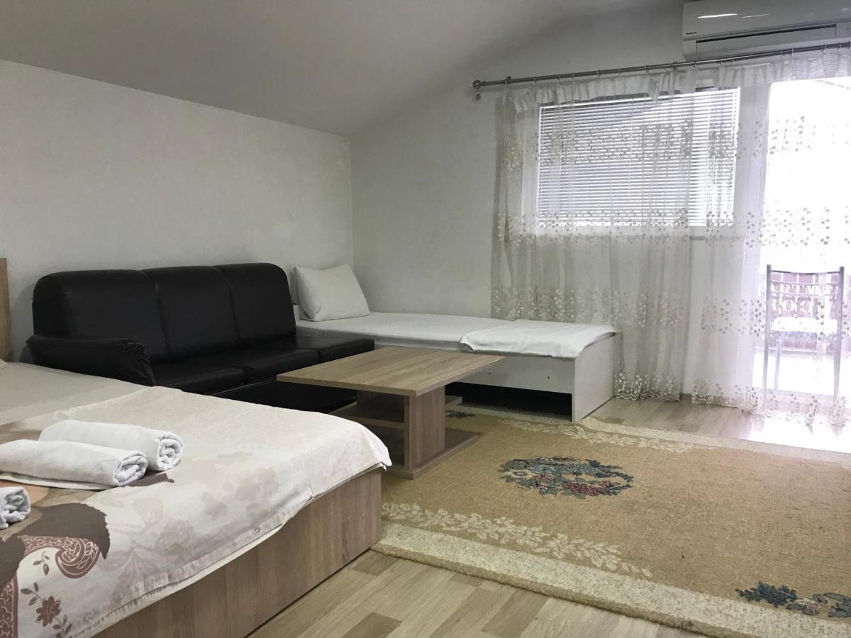 Hotel Venecia Plaza Struga Extérieur photo