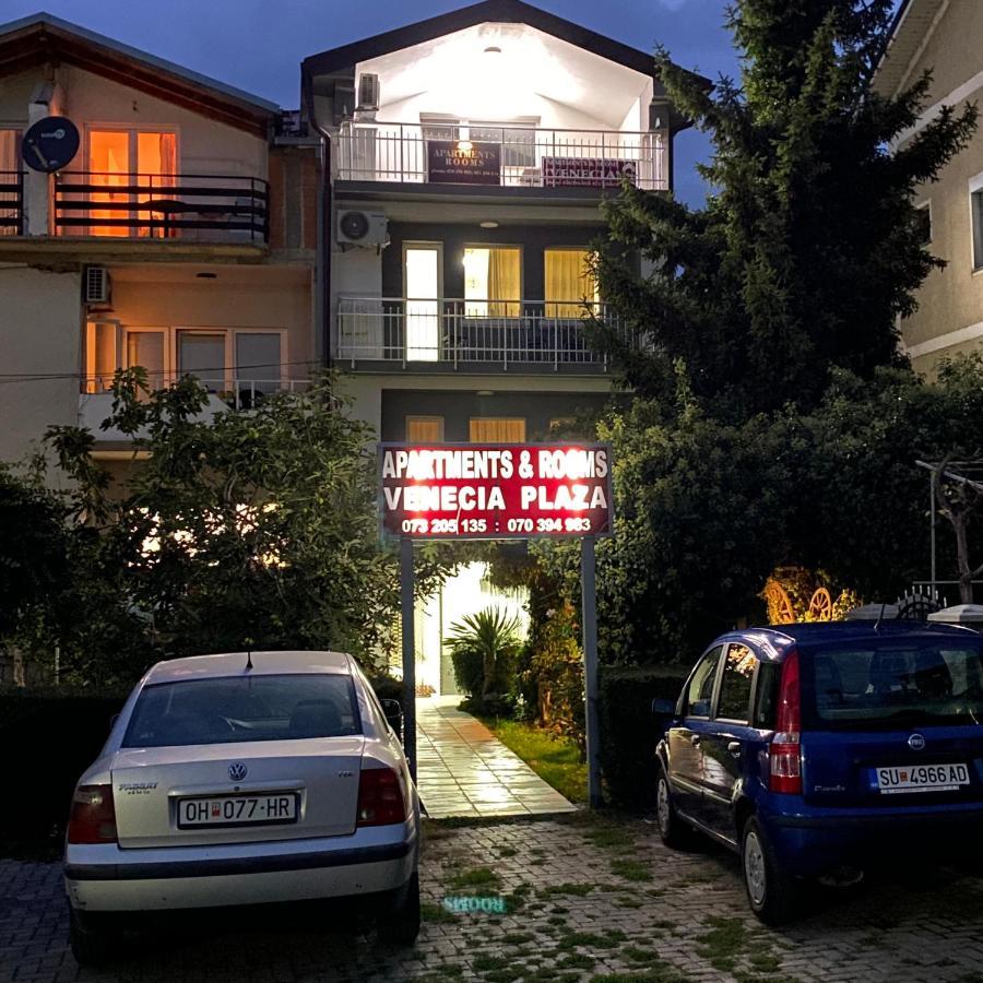 Hotel Venecia Plaza Struga Extérieur photo