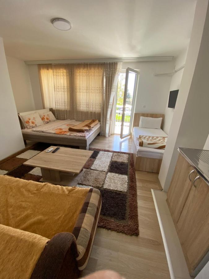Hotel Venecia Plaza Struga Extérieur photo