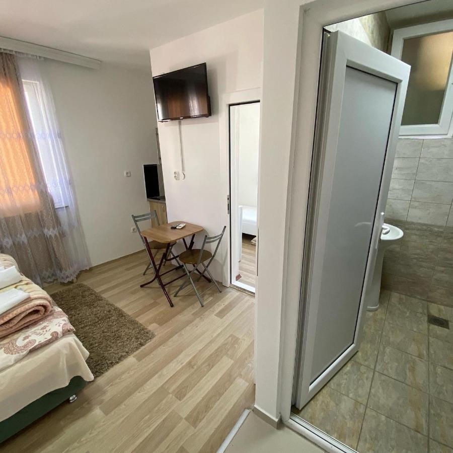 Hotel Venecia Plaza Struga Extérieur photo