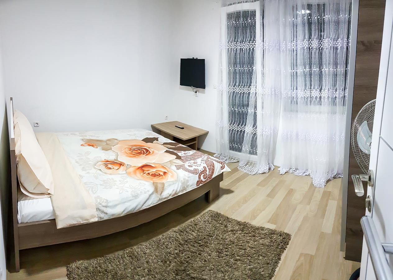 Hotel Venecia Plaza Struga Extérieur photo